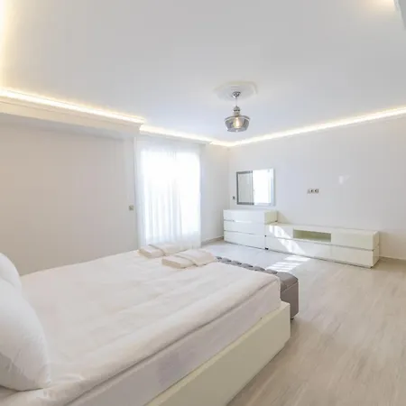 Villa Grande 4br With Turkish Hammam &sauna, Bitez
