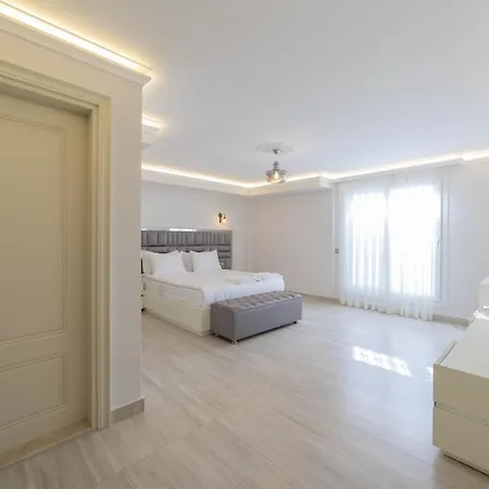 Grande 4br With Turkish Hammam &sauna, Bitez *